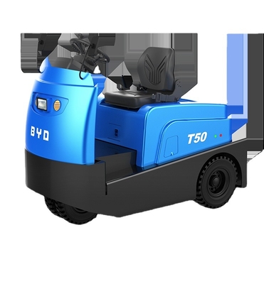 Fabricado na China, tractor de passageiros da marca BYD QD50-5.0T para armazém