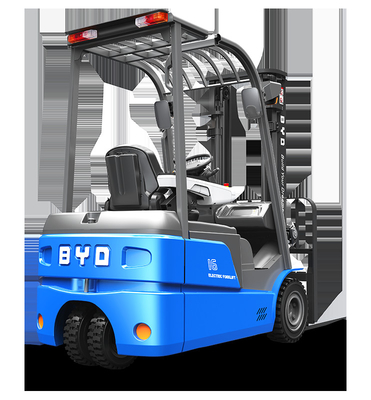 Fabricado na China, a balança de três pivots da BYD pesa 1,6-2,0 toneladas de empilhadeira eléctrica pura