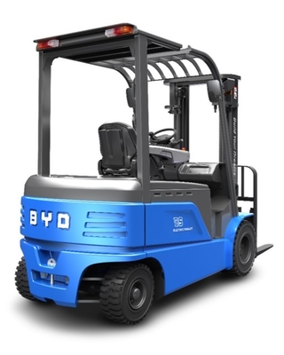 Fabricado na China, a balança de quatro pivots da BYD pesa 4,0-4,5-5,0 toneladas de empilhadeira elétrica pura para Dual Drive