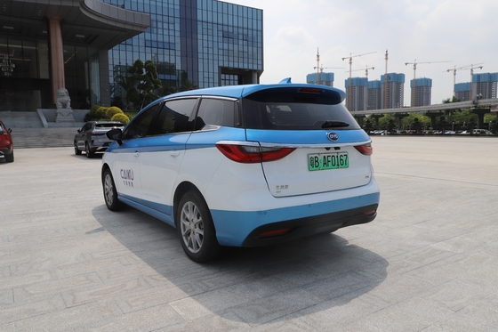 O táxi elétrico mais vendido da BYD, o novo e6, tem uma autonomia de 500KM.