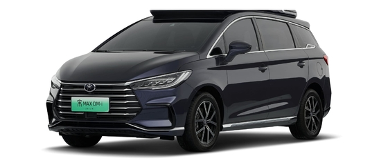 O carro de negócios híbrido de 6 lugares mais vendido da BYD, o Max Dmi.