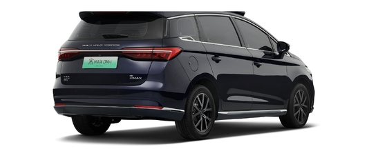 O carro de negócios híbrido de 6 lugares mais vendido da BYD, o Max Dmi.