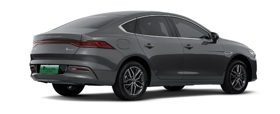 O sedã familiar híbrido mais econômico da BYD, Qin Plus DMI Champions Edition