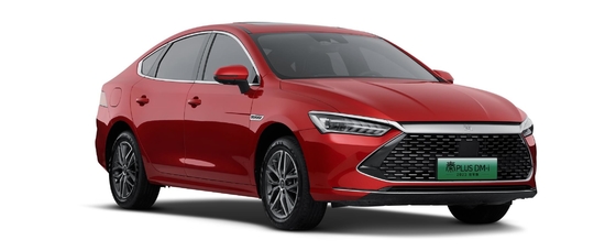 O sedã familiar híbrido mais econômico da BYD, Qin Plus DMI Champions Edition