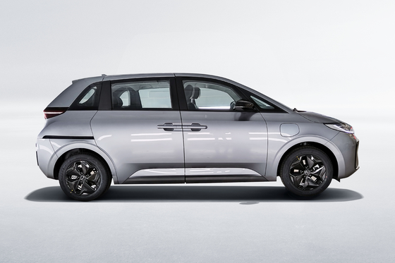 China fez 418KM porta deslizante lateral BYD D1 limpo elétrico sedã carro compartilhado