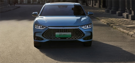 Performance benchmark híbrido 2023 BYD Han DMI200KM sedã elétrico emblemático